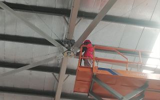 工业大型吊扇厂家-广州奇翔改善了闷热的工作环境